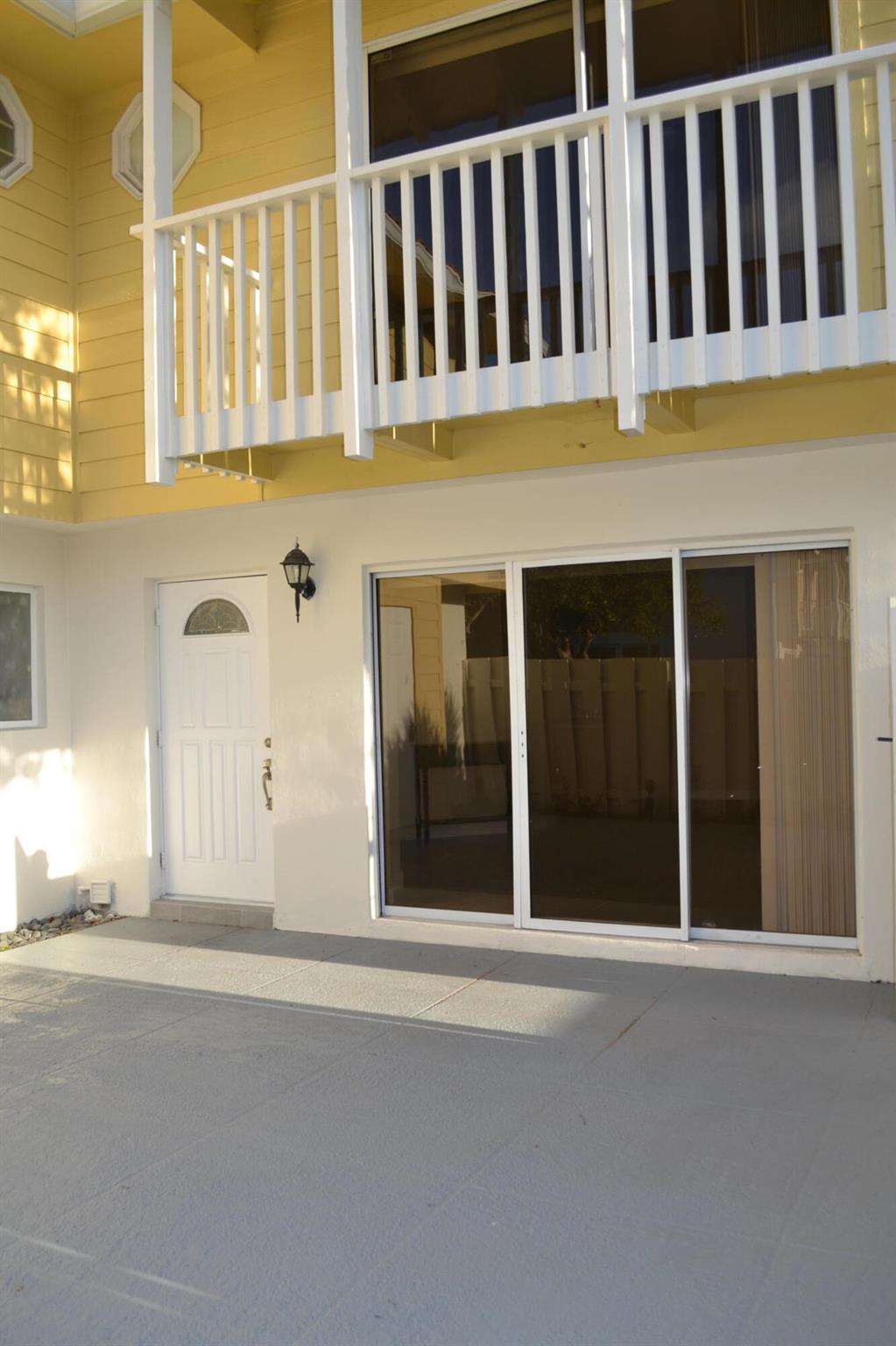 176 Seabreeze Circle