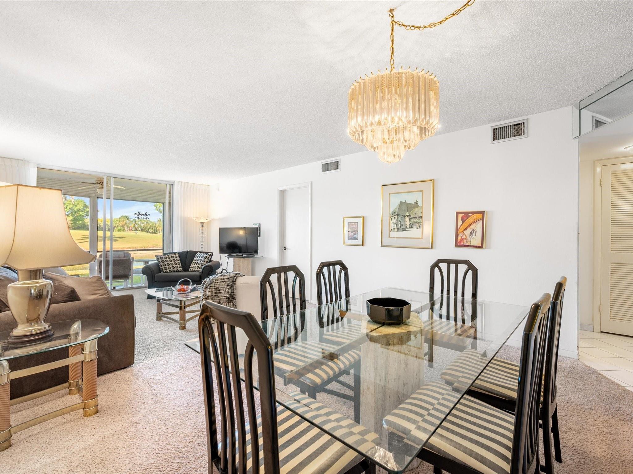 HOLLYBROOK GOLF & TENNIS - Residential