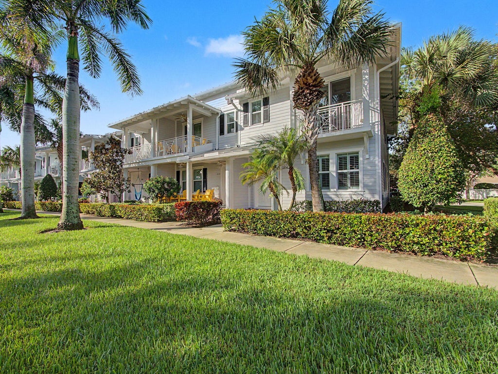 Photo of 1334 S Community Drive, Jupiter, FL 33458 (MLS # B26079465)