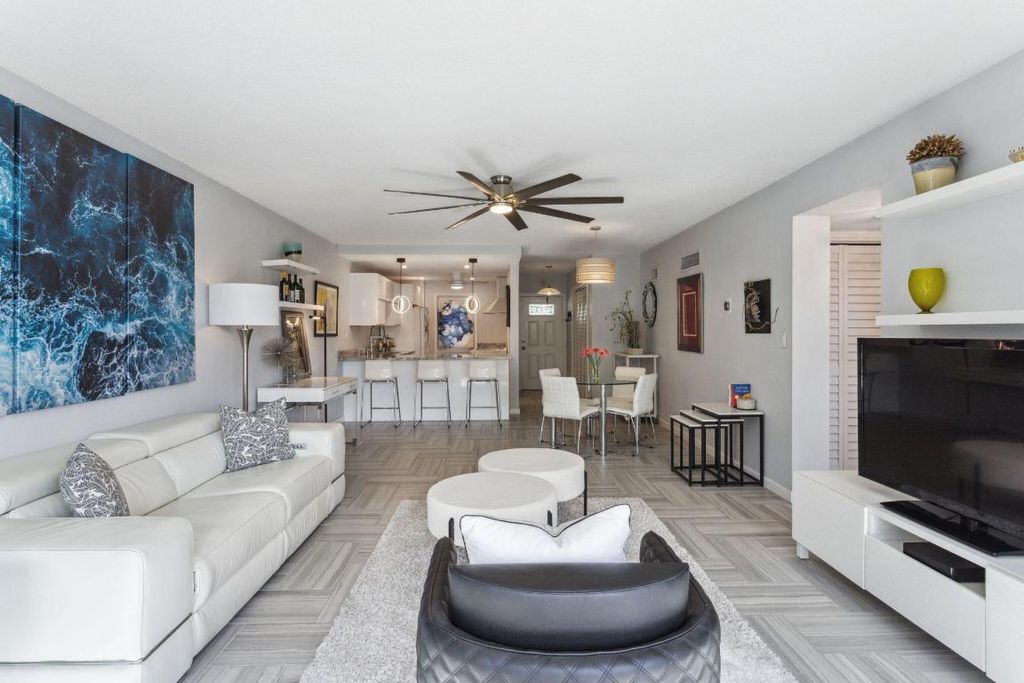 Photo of 698 NE Spanish River Boulevard #24, Boca Raton, FL 33431 (MLS # R11154248)