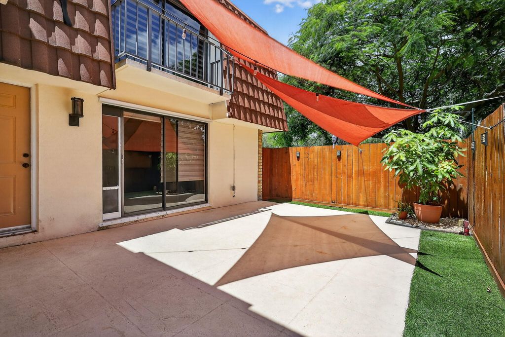 Photo of 1820 San Juan Drive #22-C, Delray Beach, FL 33445 (MLS # R11115494)