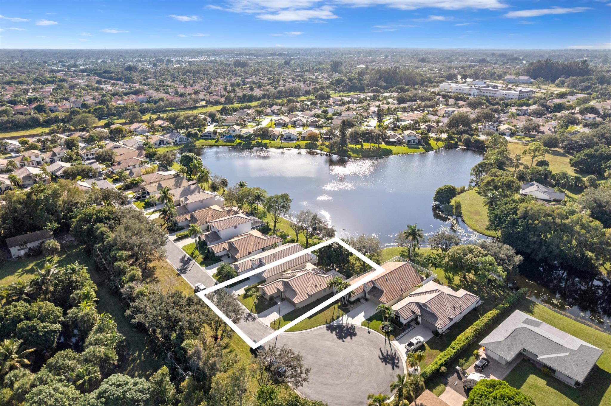 4198 Manor Forest Trail