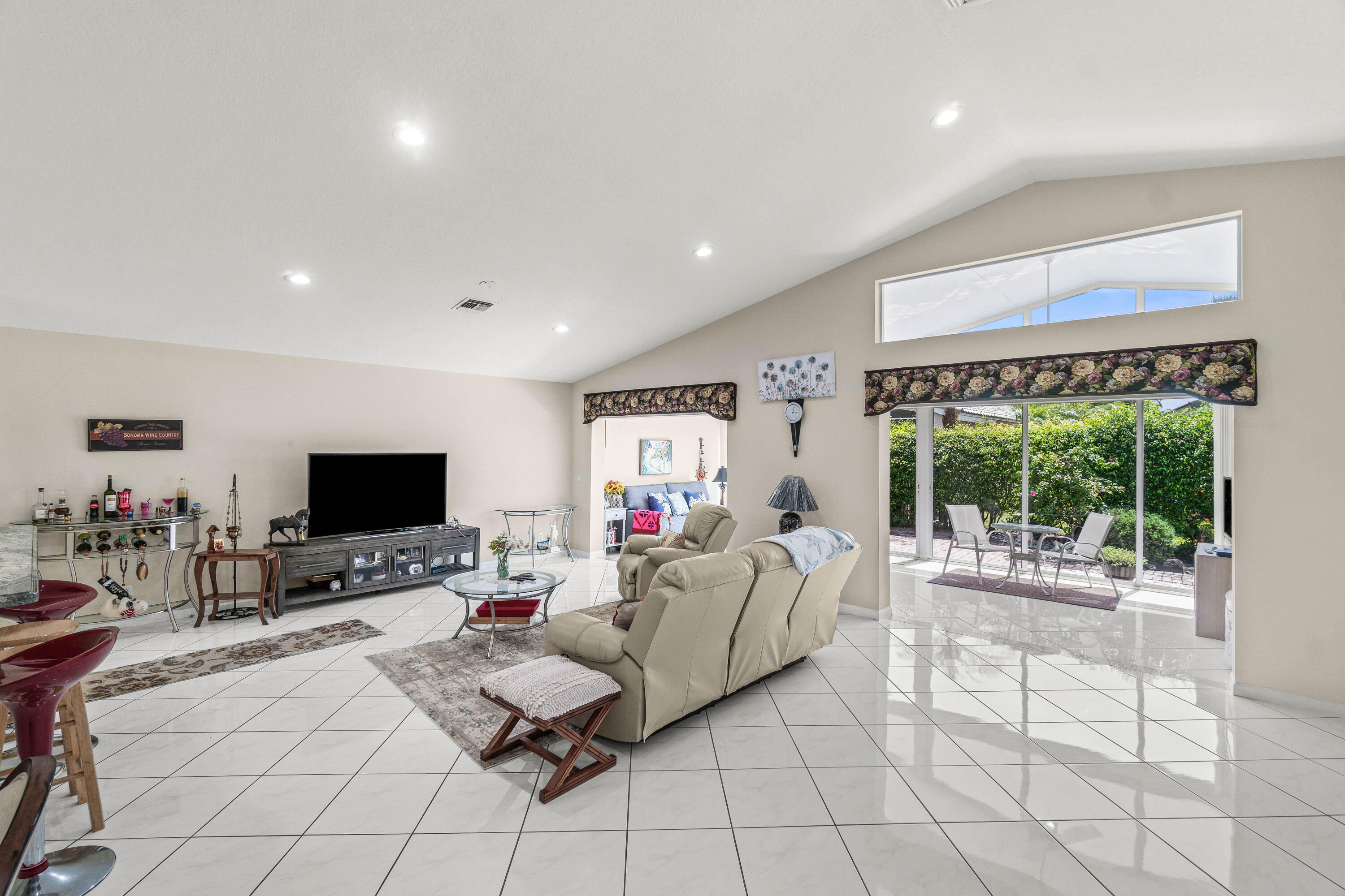 12185 CASTLE PINES Road
