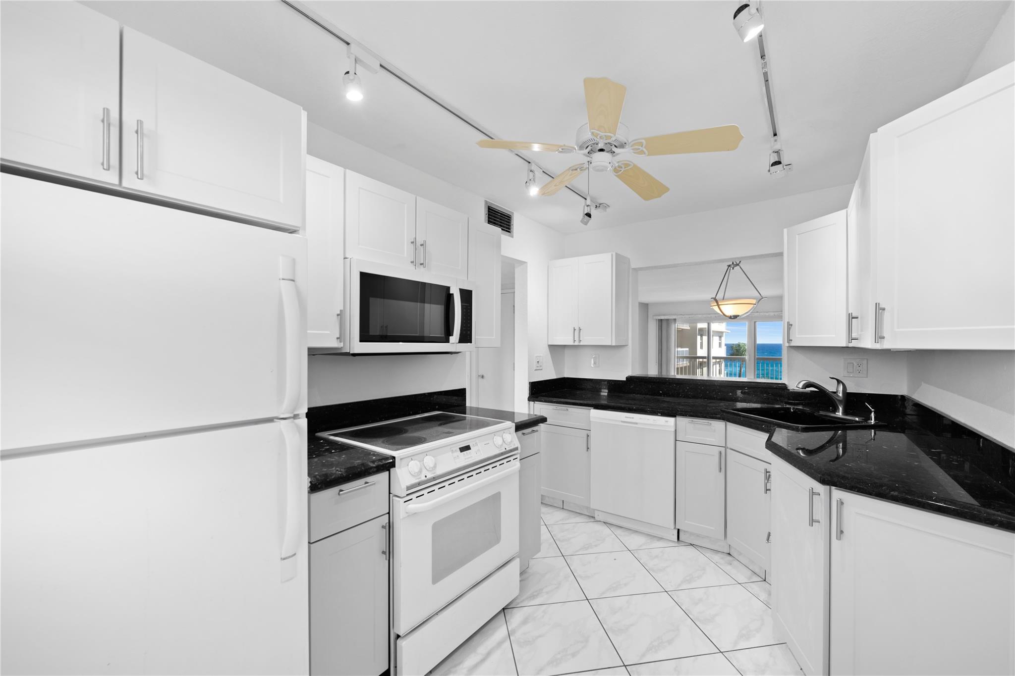 Ocean Hillsboro Condo - Residential Lease