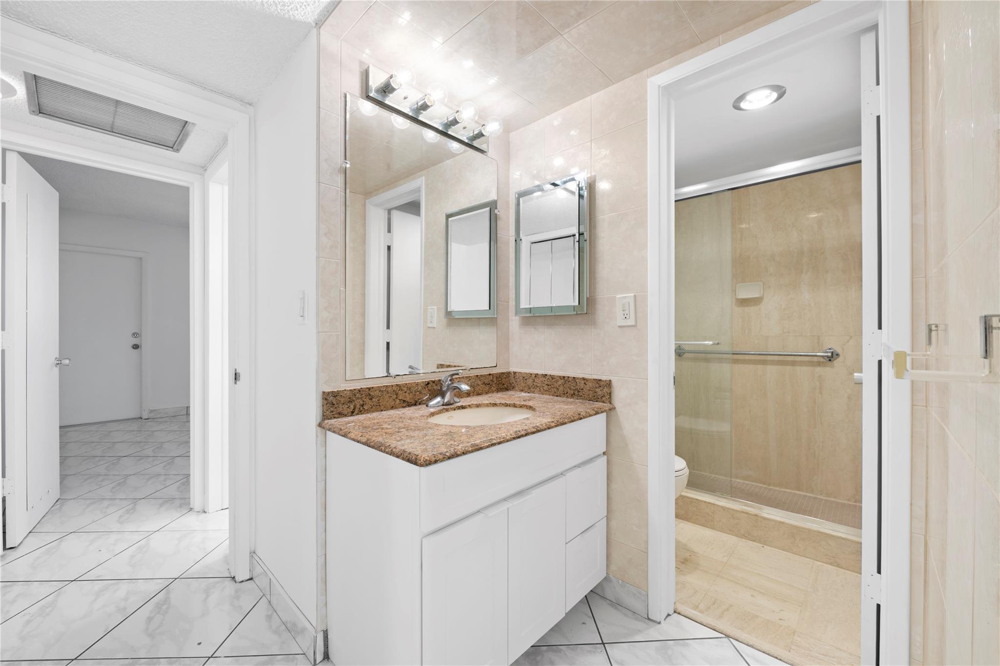 Ocean Hillsboro Condo - Residential Lease