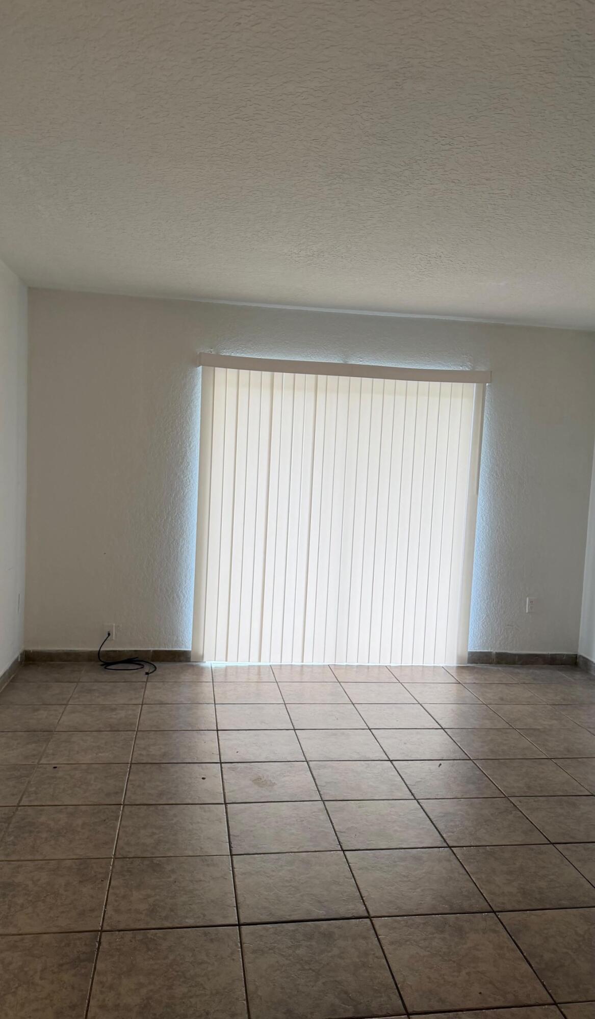 4344 NW 9th Avenue 9-3f