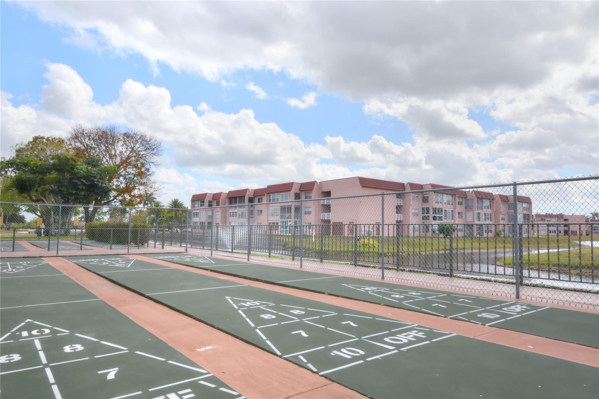 Sunrise Lakes Phase 3 - Residential