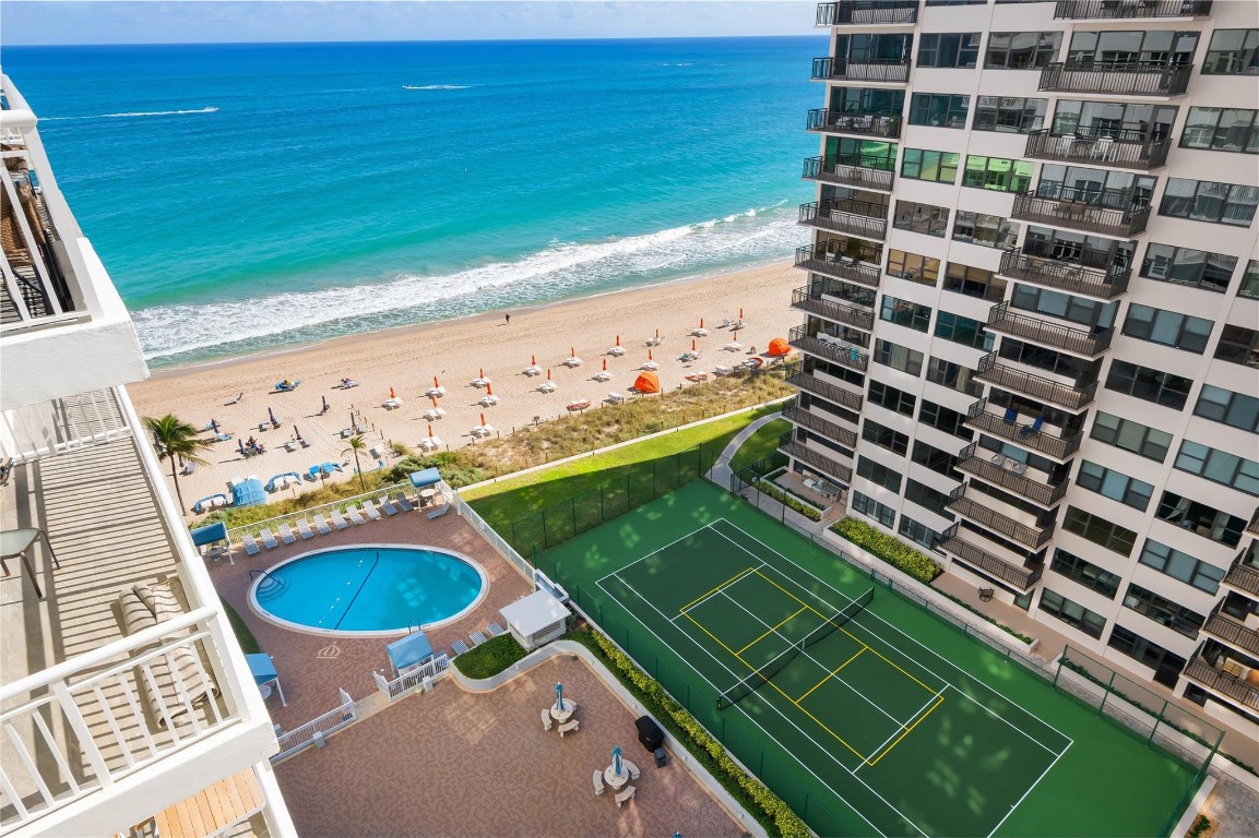 3850 Galt Ocean Drive 1104