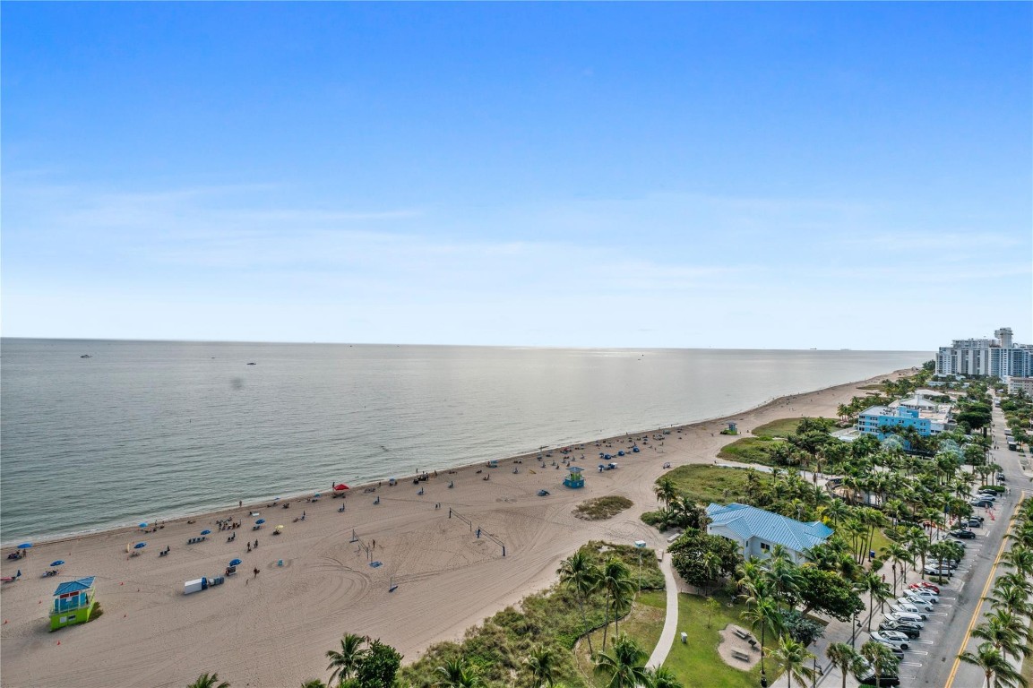 Sea Monarch - Residential