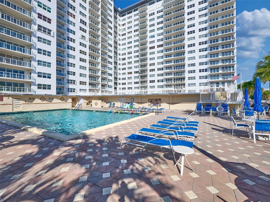 Sea Monarch - Residential