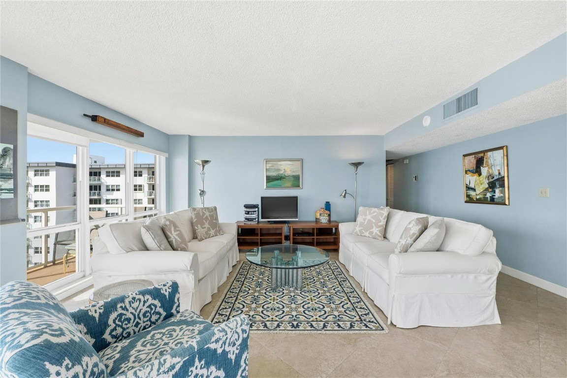 Sea Monarch - Residential