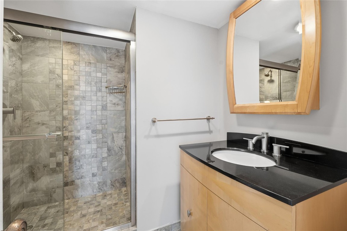 Sea Monarch - Residential