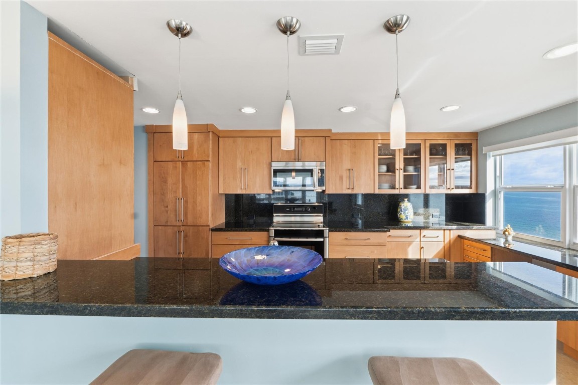 Sea Monarch - Residential