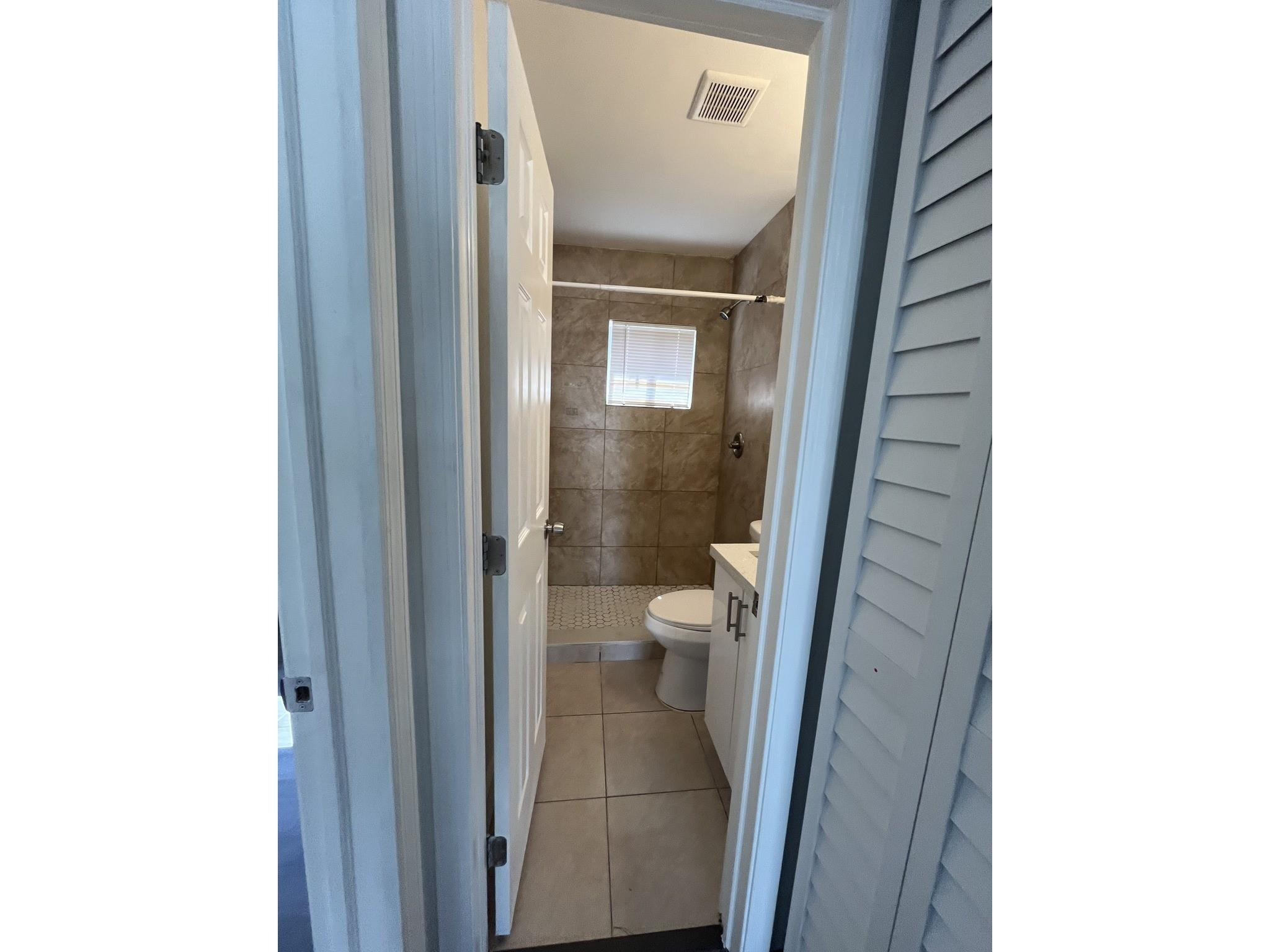 River Gardens 19-23 B - Residential Lease