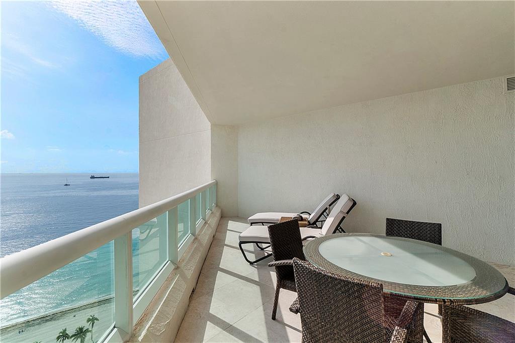 Las Olas Beach Club - Residential
