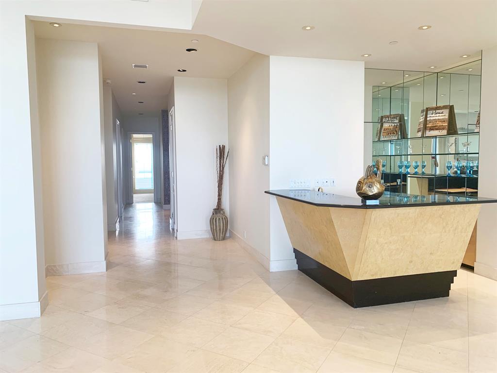 TRUMP PLAZA OF THE PALM BEACHES CONDO - Residential