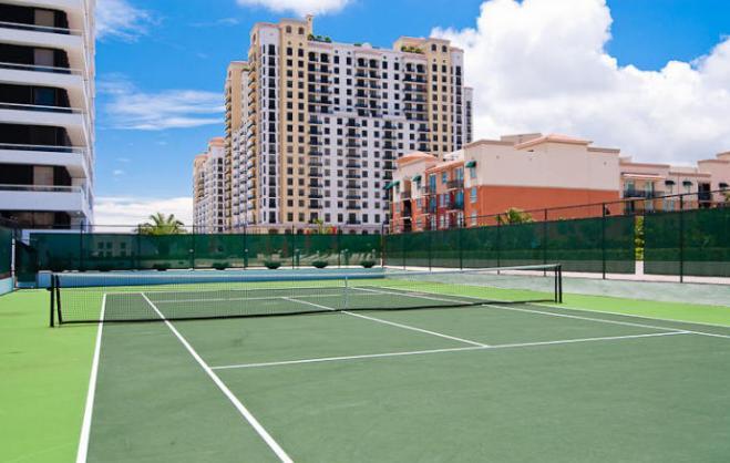 TRUMP PLAZA OF THE PALM BEACHES CONDO - Residential