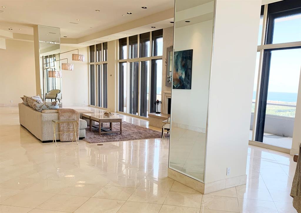 TRUMP PLAZA OF THE PALM BEACHES CONDO - Residential