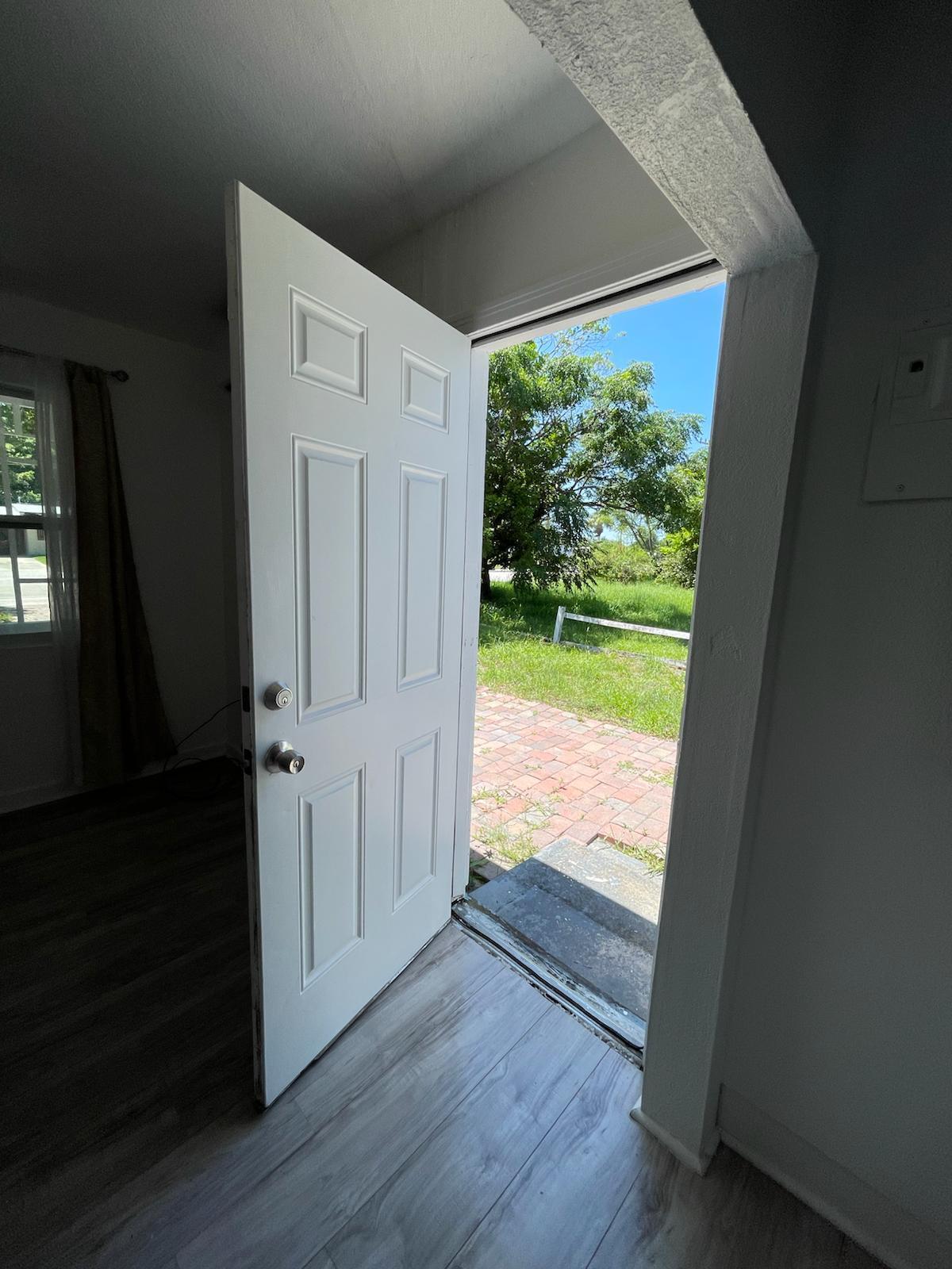 Irene Plaza - Residential