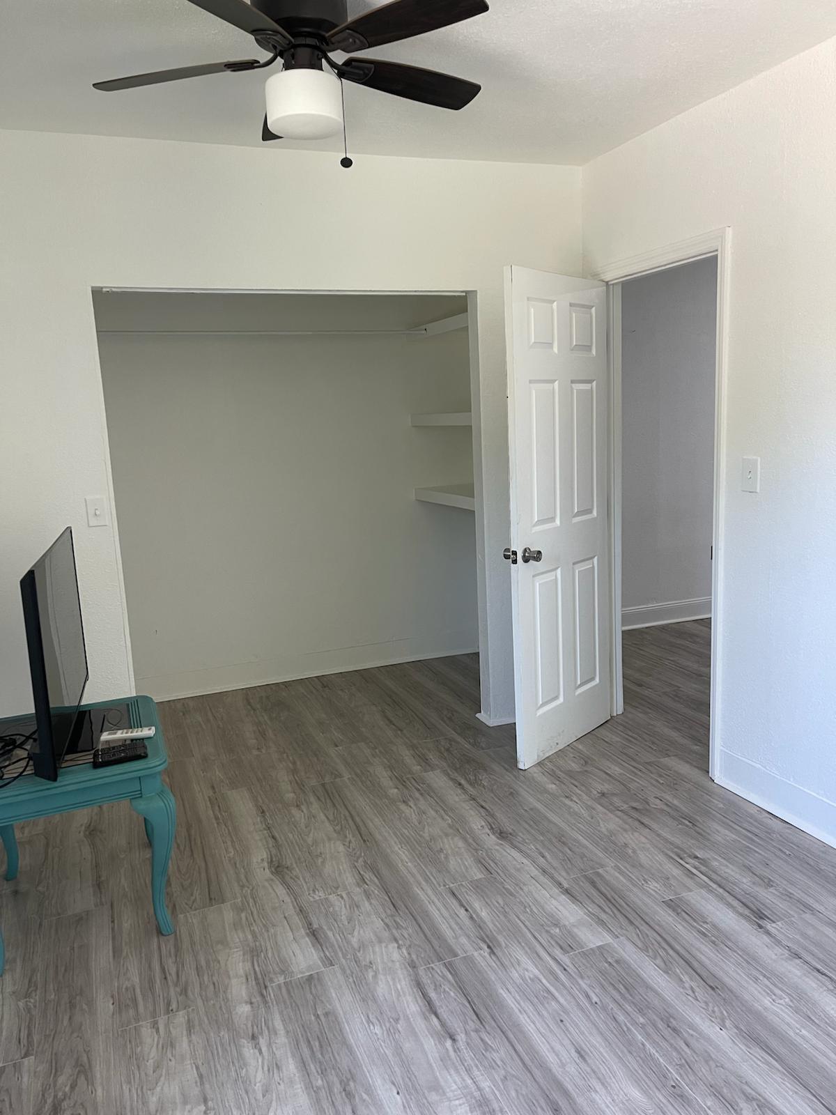 Irene Plaza - Residential