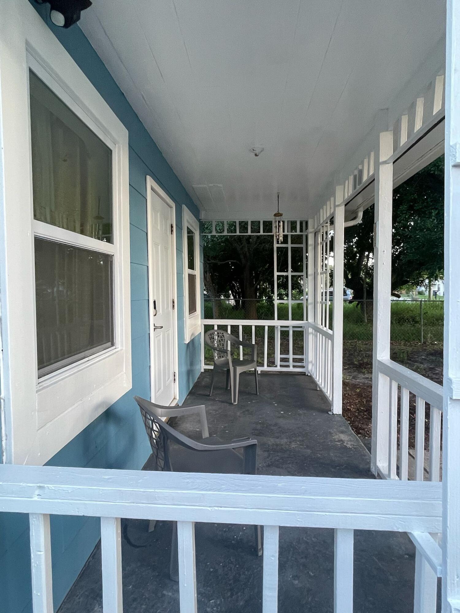 Irene Plaza - Residential