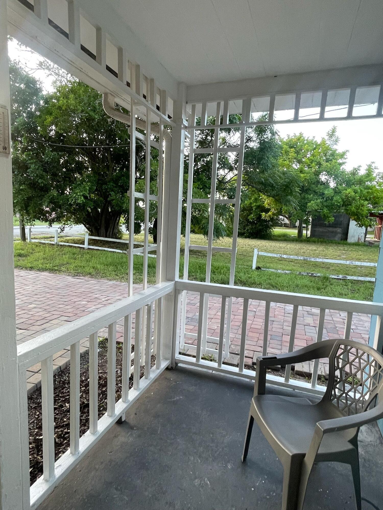 Irene Plaza - Residential