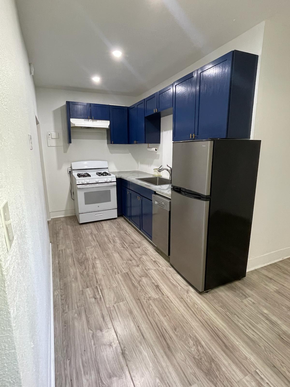 Irene Plaza - Residential