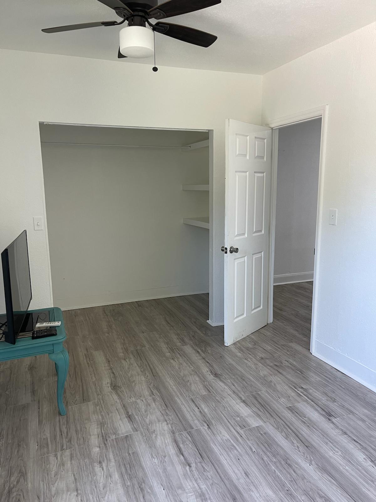 Irene Plaza - Residential