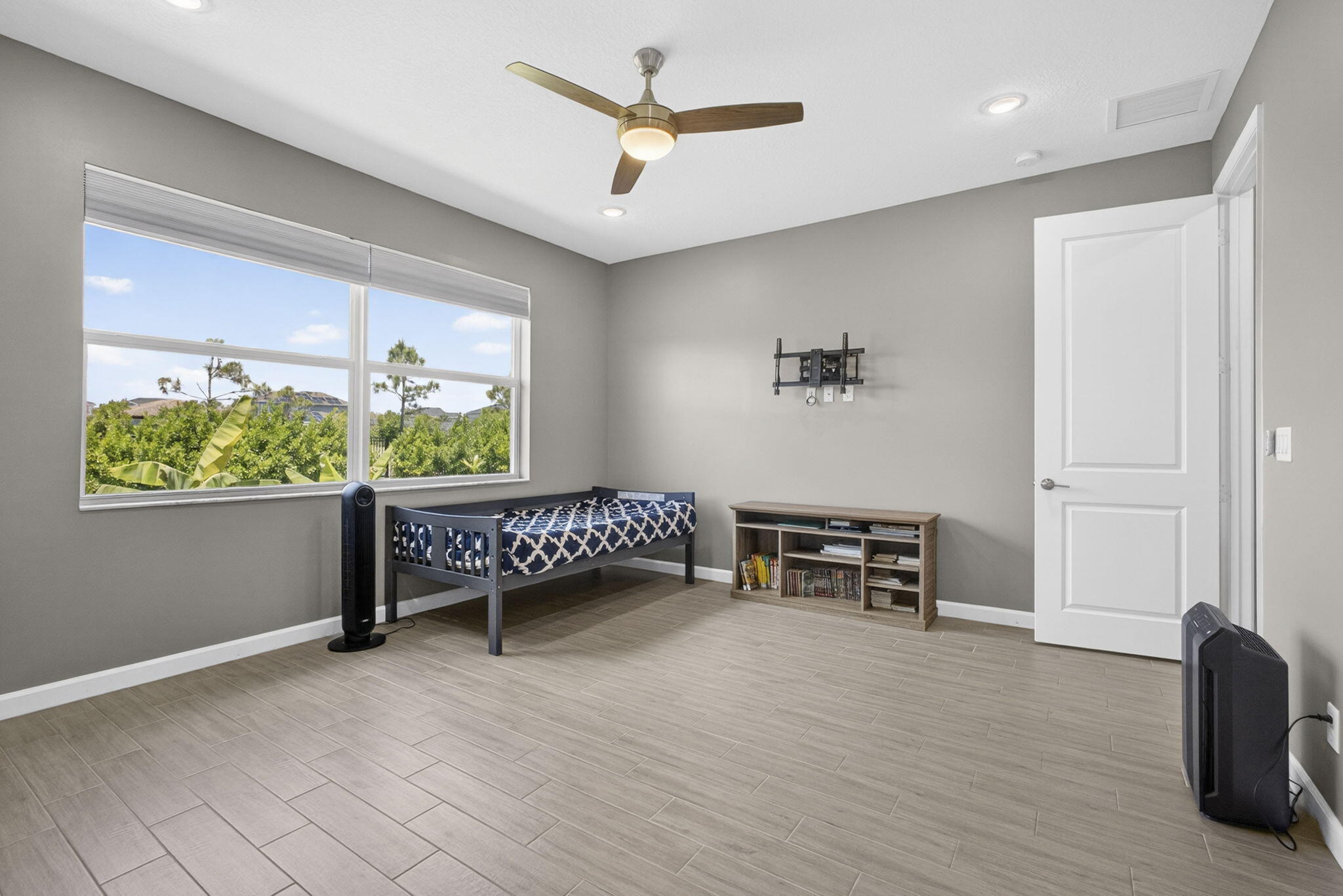 ARDEN PUD POD C NORTH - Residential Lease
