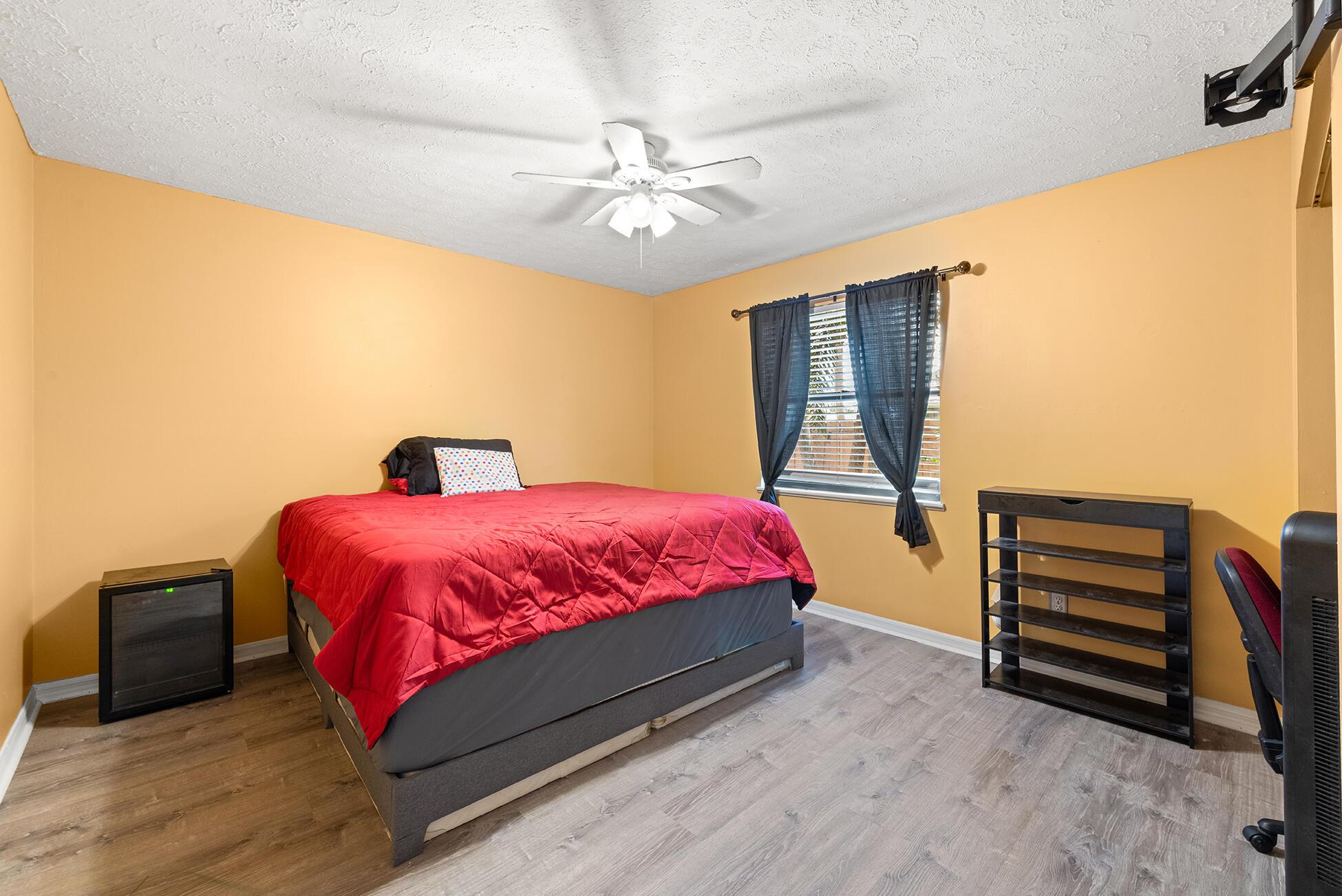 PORT ST LUCIE SECTION 20 - Residential