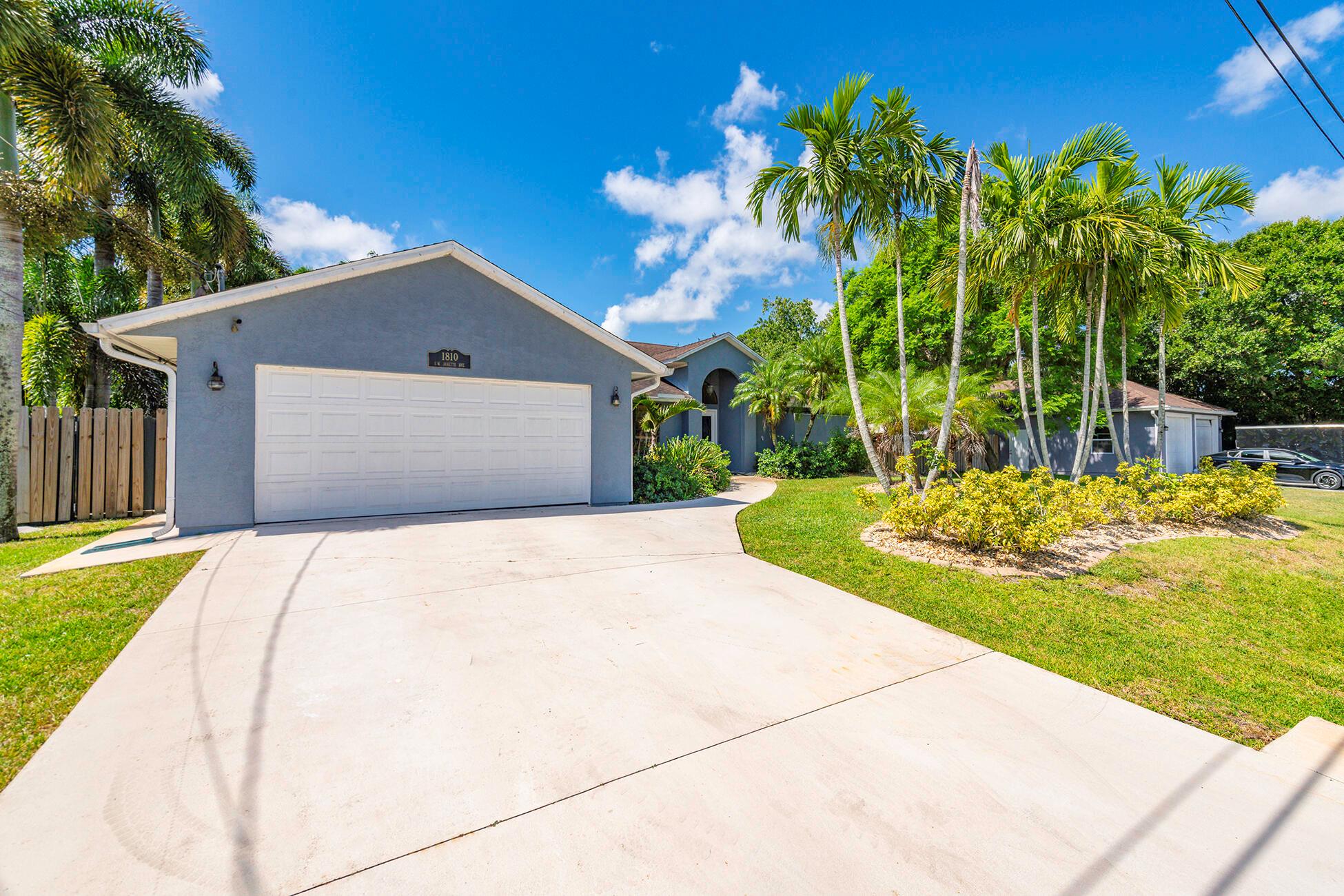 PORT ST LUCIE SECTION 20 - Residential
