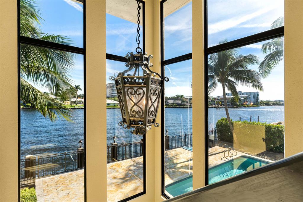 TROPIC ISLE - Residential