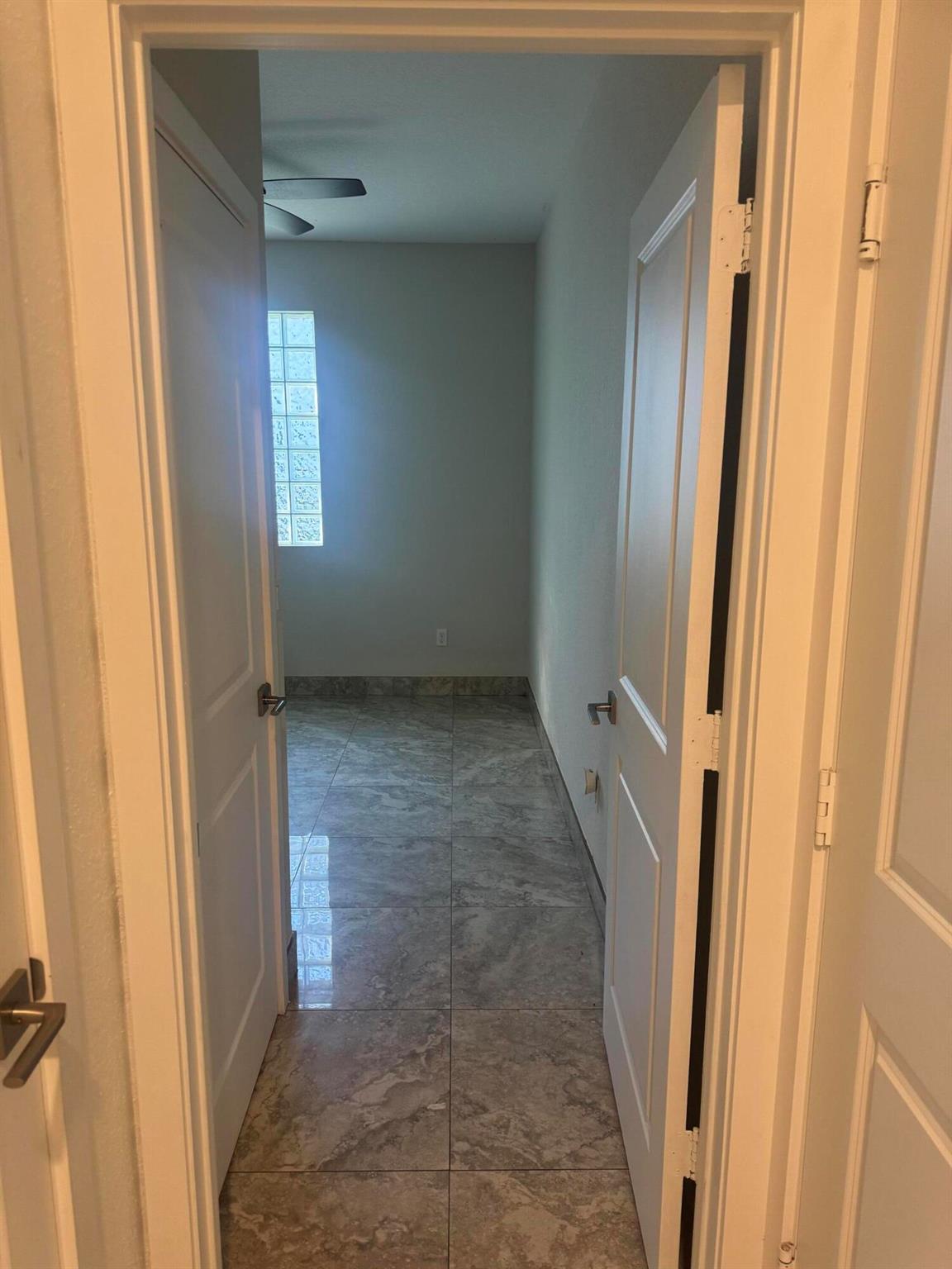 JAXON PARK - Residential Lease