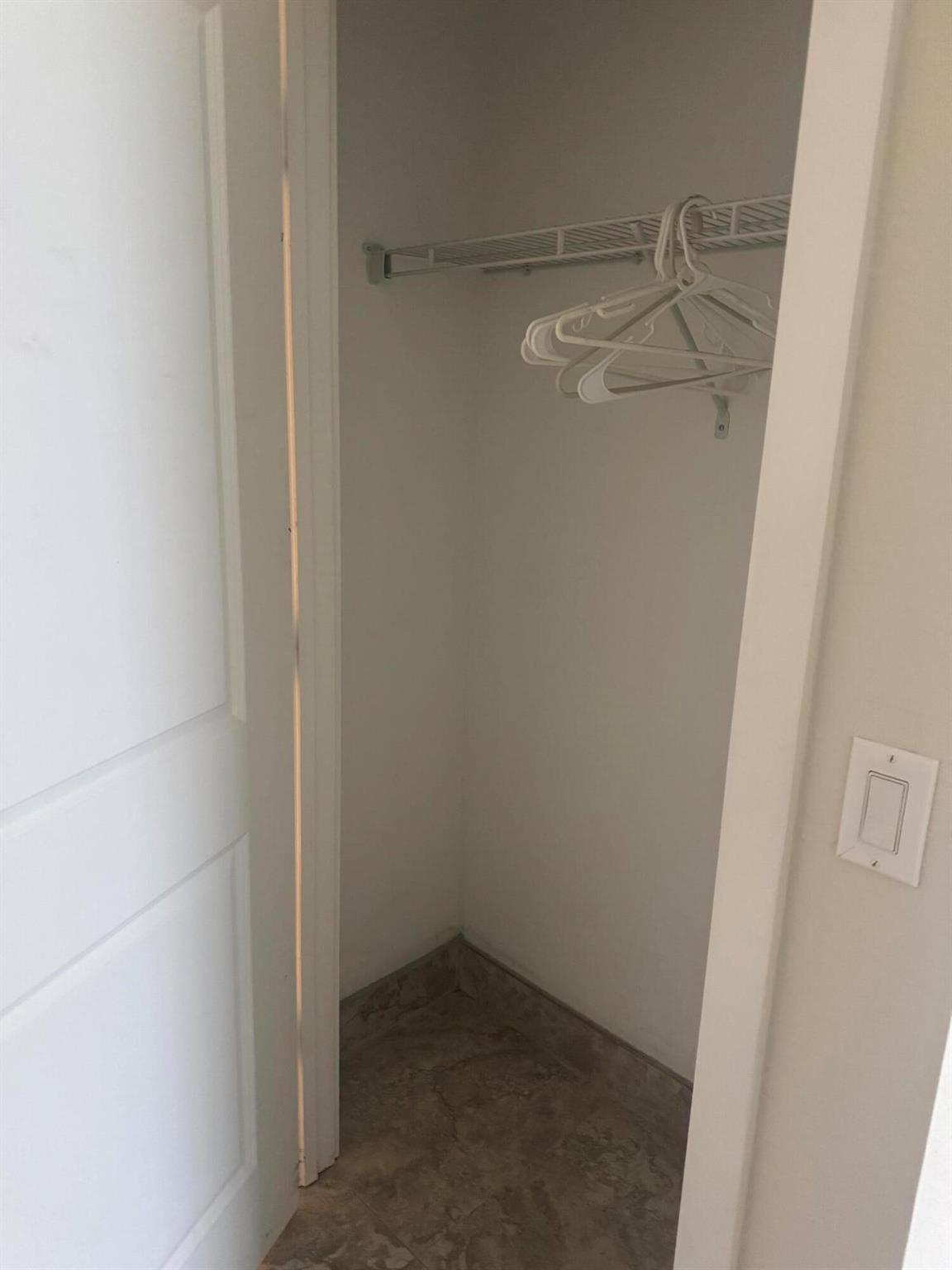 JAXON PARK - Residential Lease