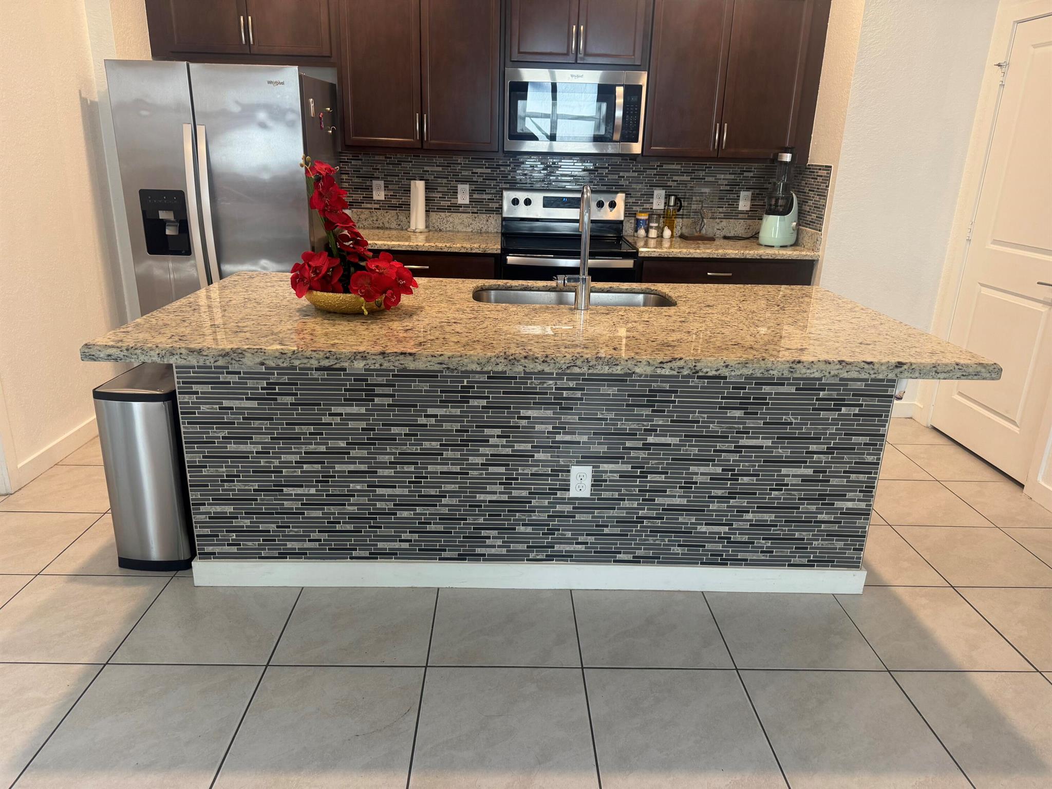 JAXON PARK - Residential Lease