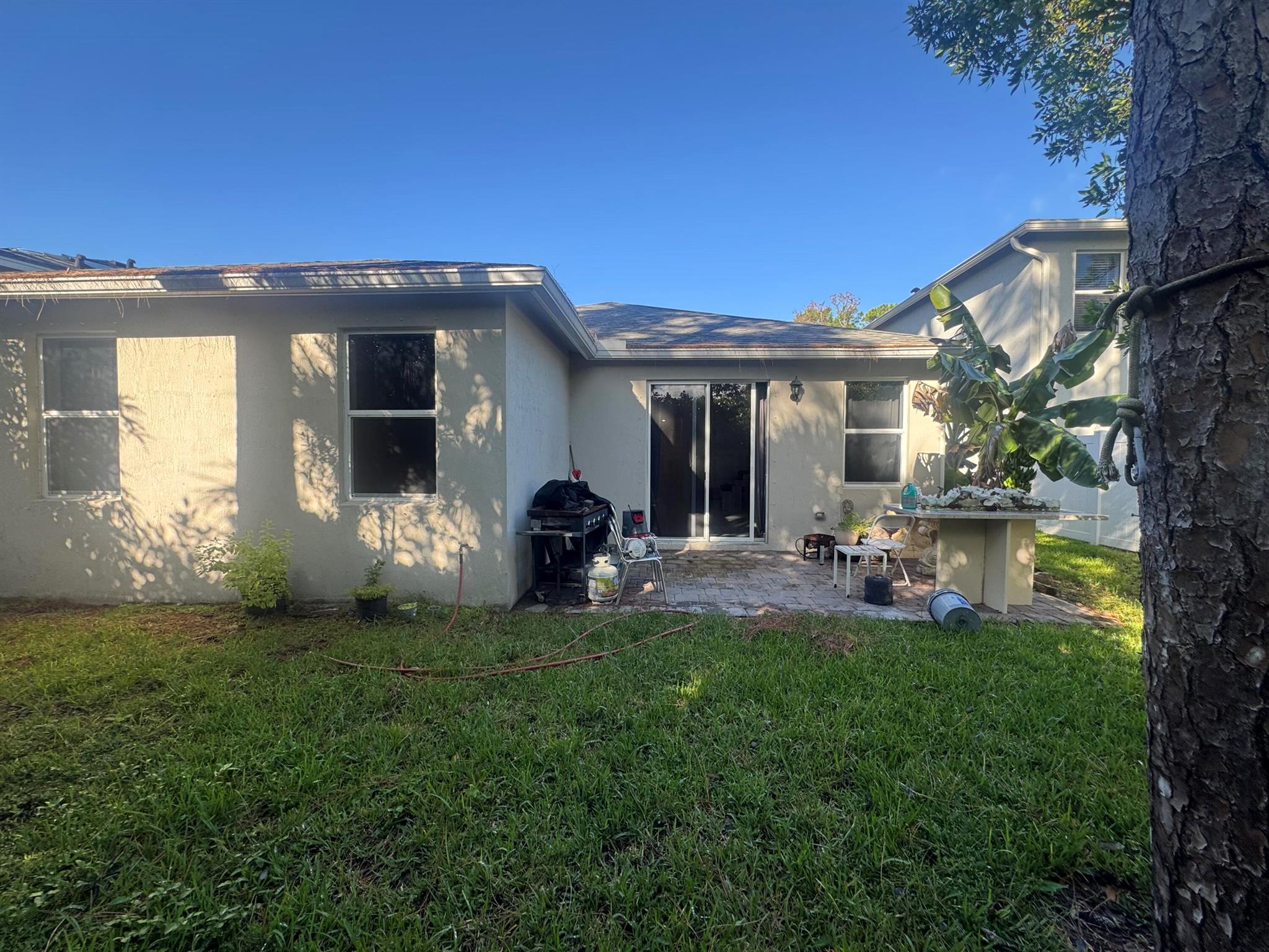 JAXON PARK - Residential Lease