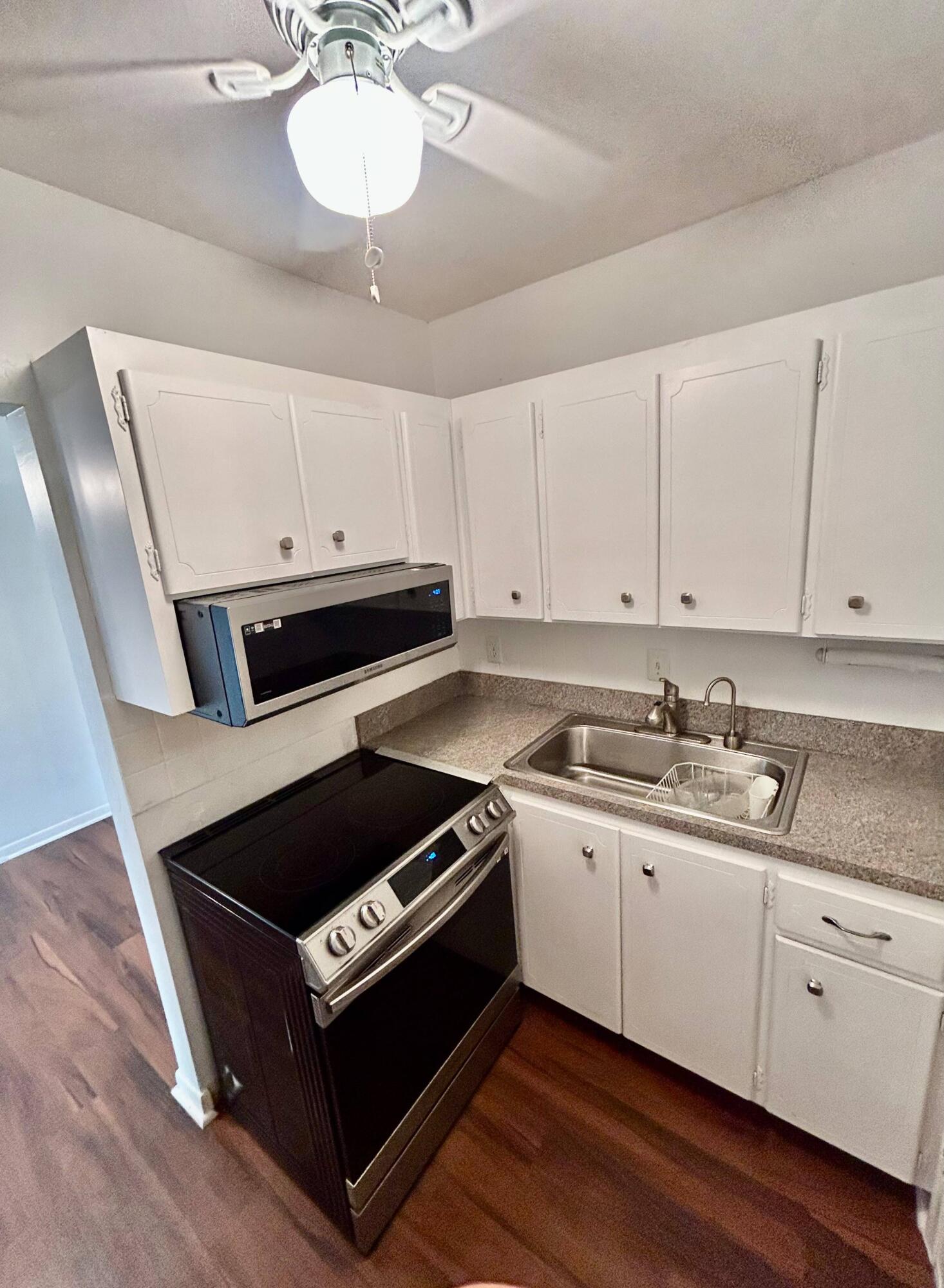 350 S Cypress Road 521