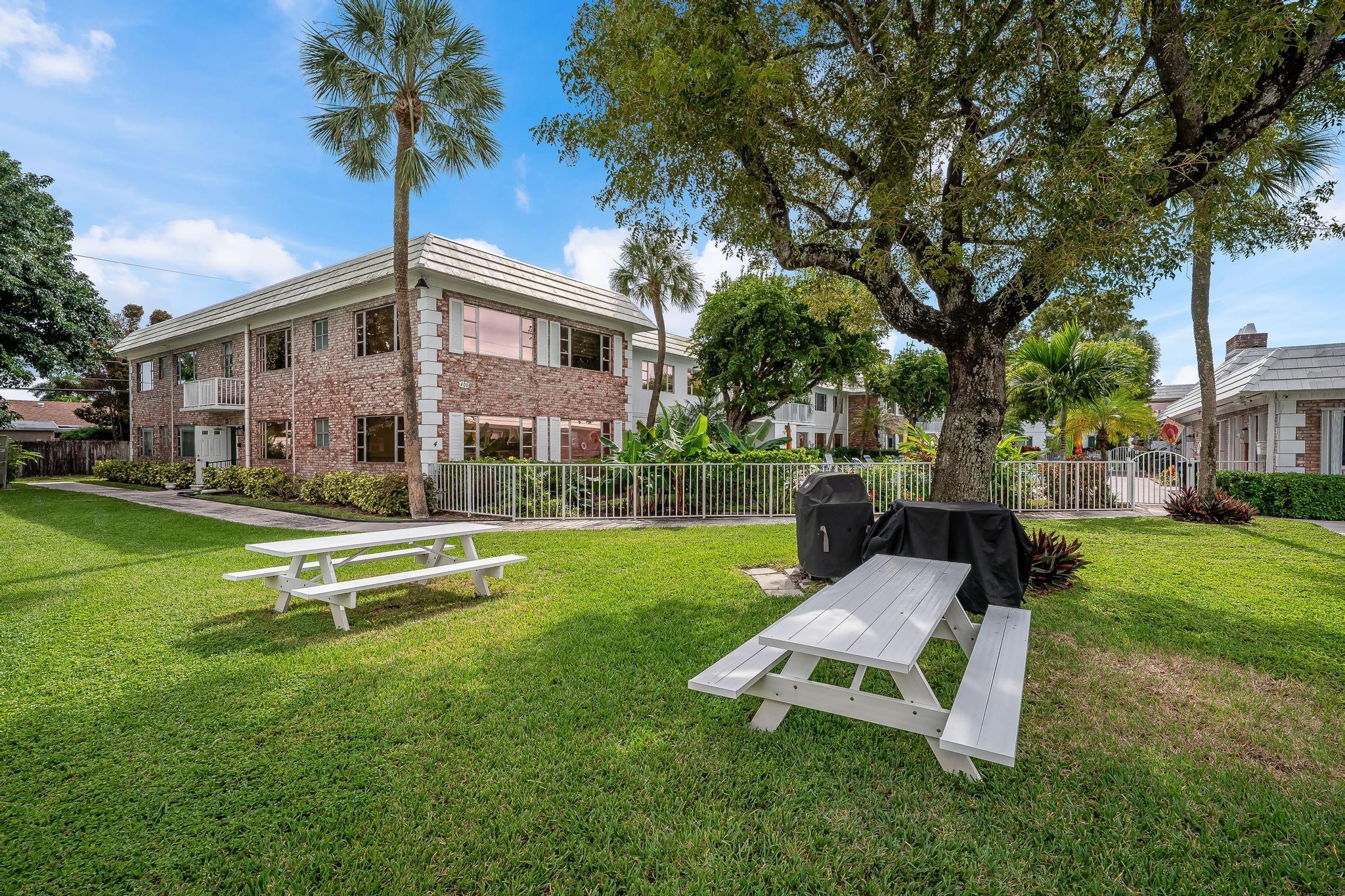 Virginian Apartments - Residential