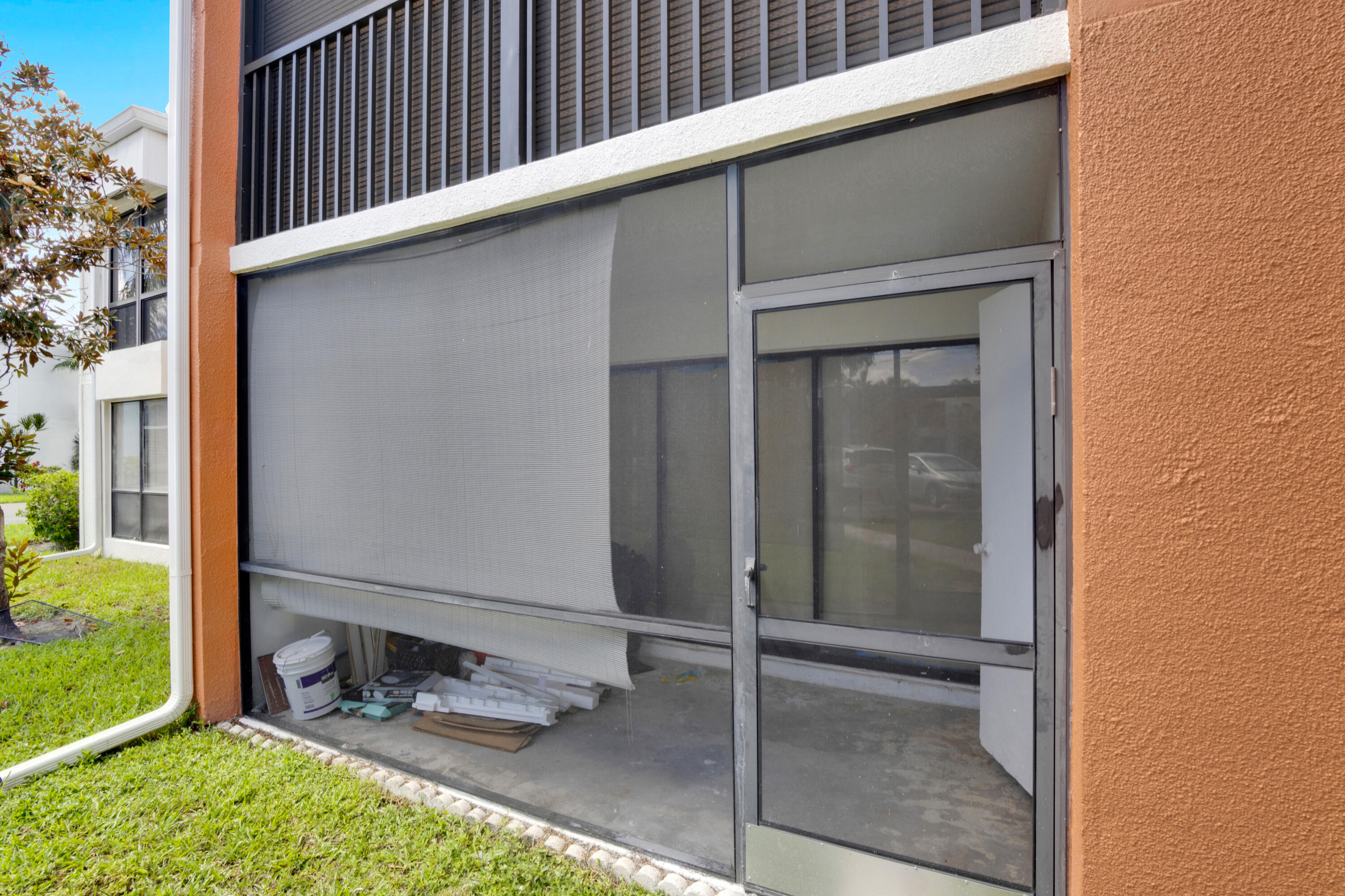 TOWN & COUNTRY ESTATES CONDO - Residential