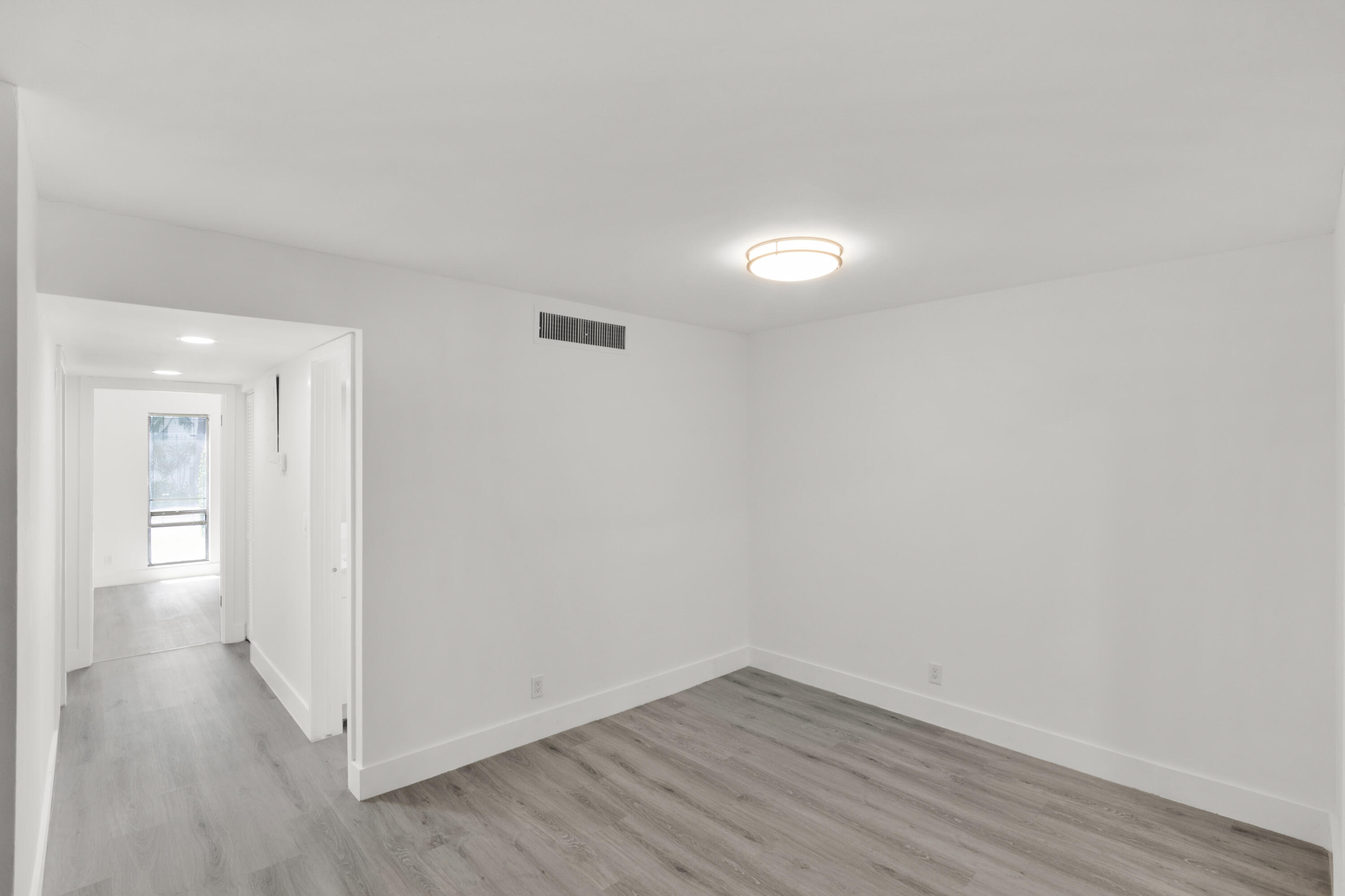 TOWN & COUNTRY ESTATES CONDO - Residential