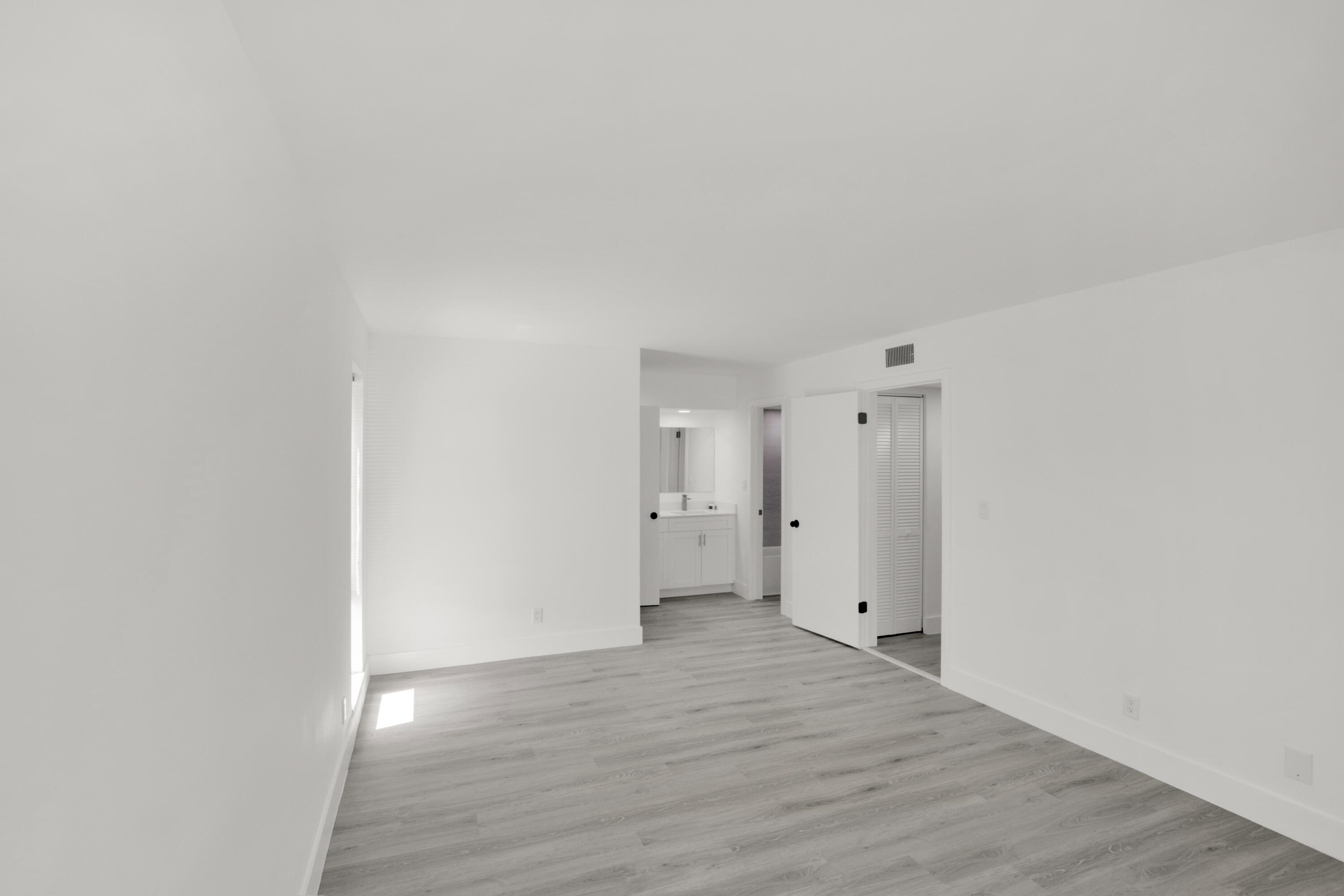 TOWN & COUNTRY ESTATES CONDO - Residential