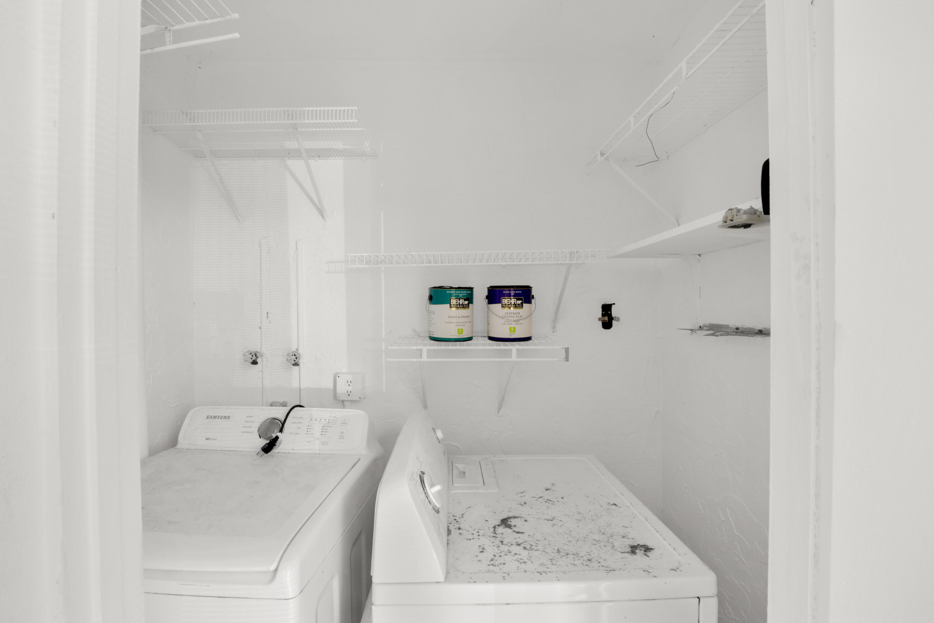 TOWN & COUNTRY ESTATES CONDO - Residential