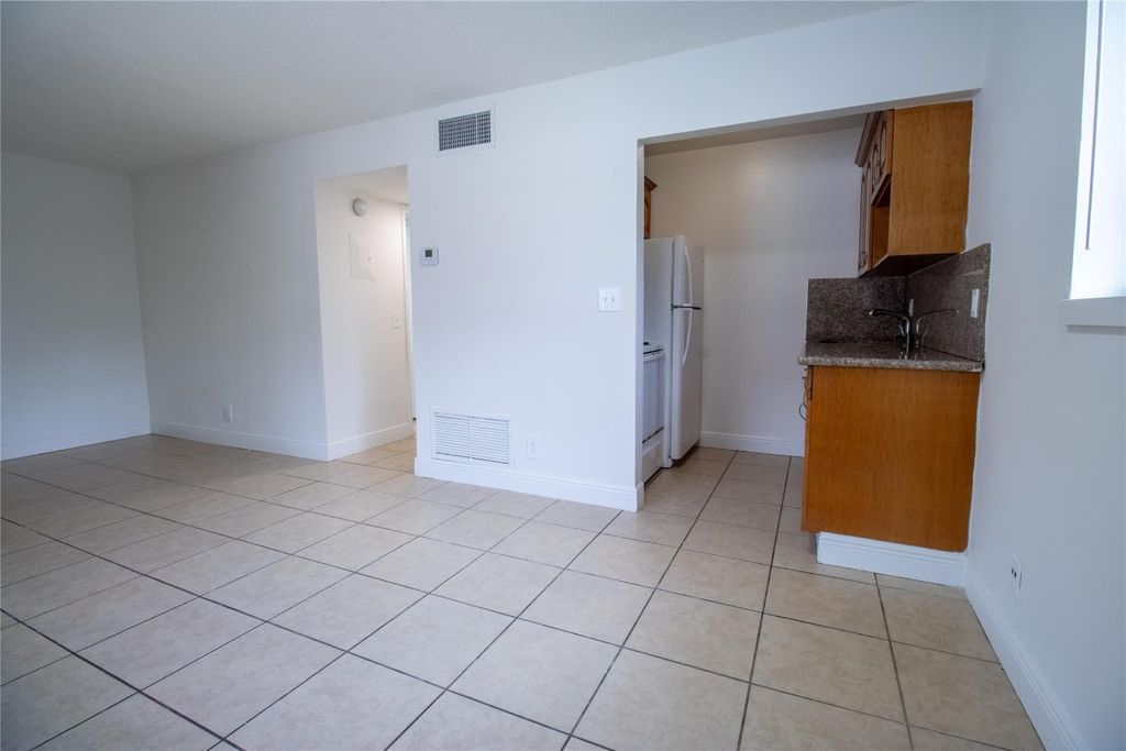 Photo of 1727 Liberty Street #11, Hollywood, FL 33020 (MLS # F10515331)
