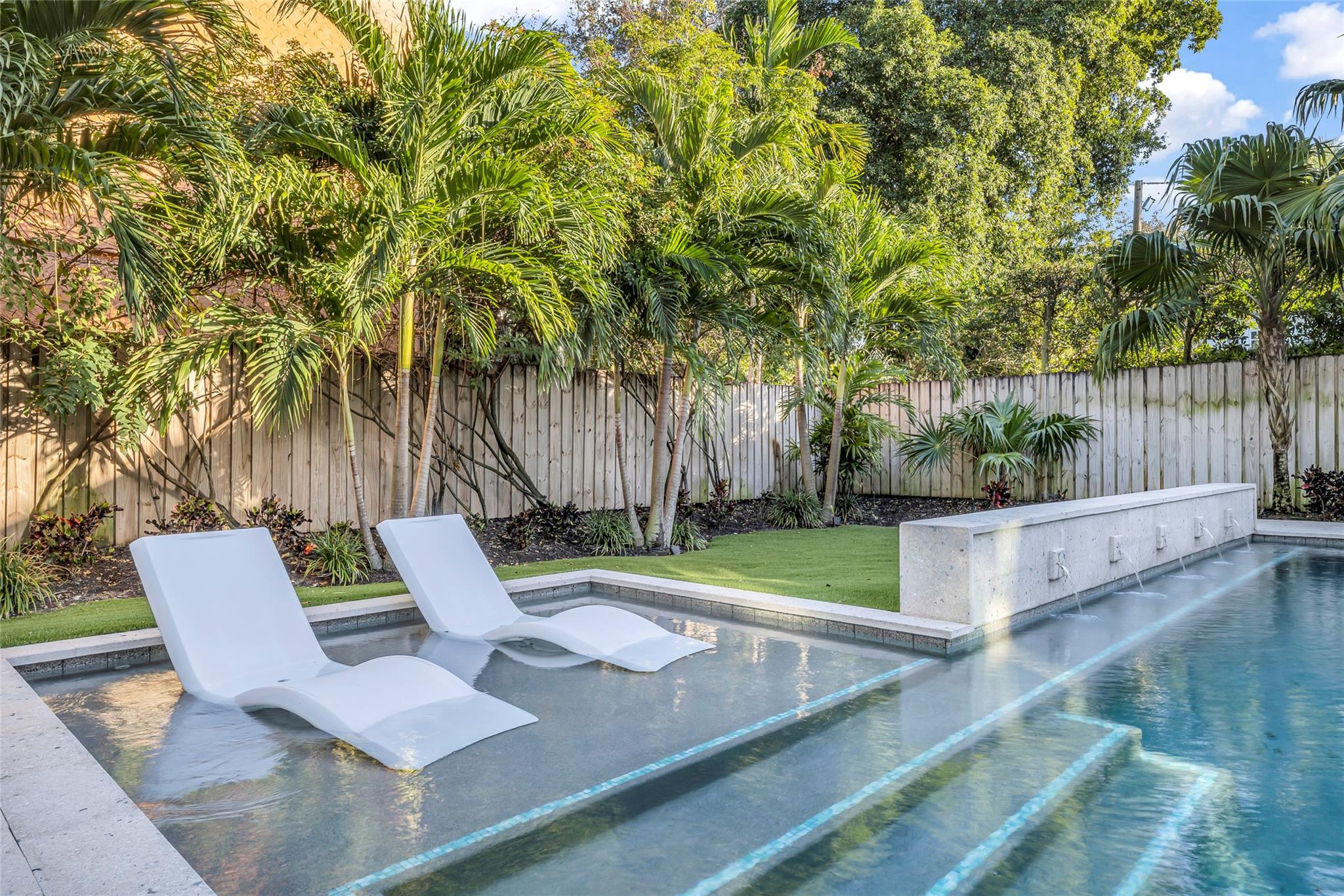 Rio Vista Cj Hectors Resu - Residential