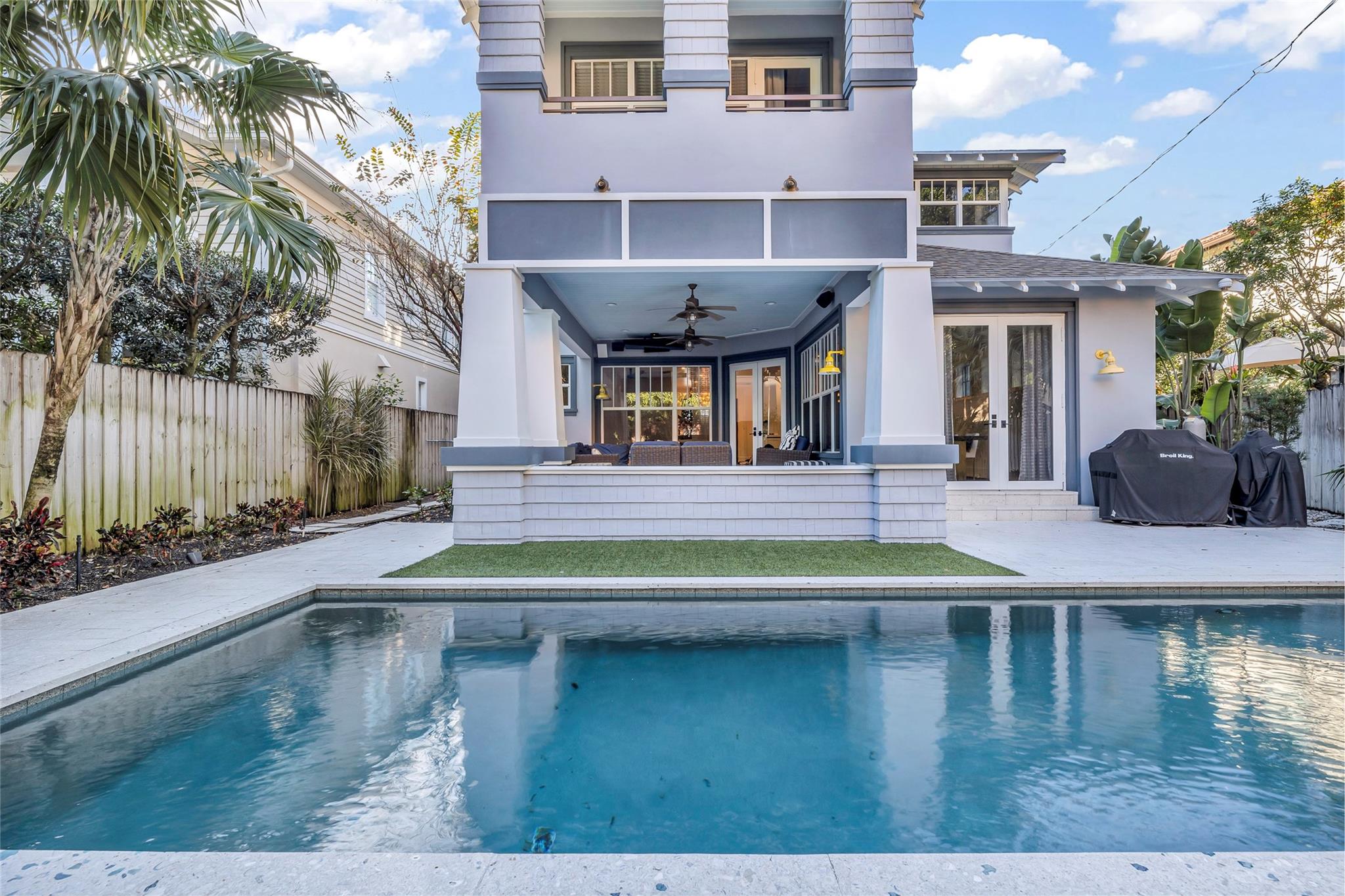 Rio Vista Cj Hectors Resu - Residential