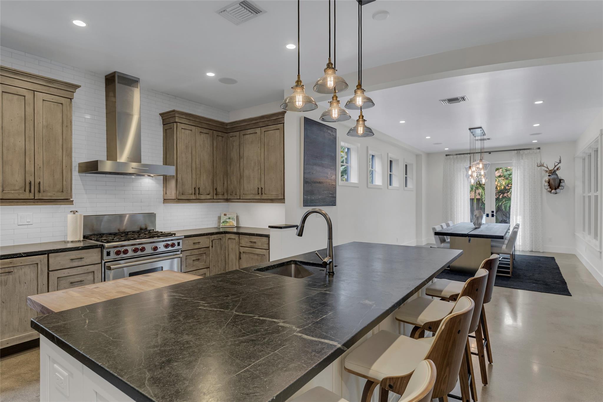 Rio Vista Cj Hectors Resu - Residential