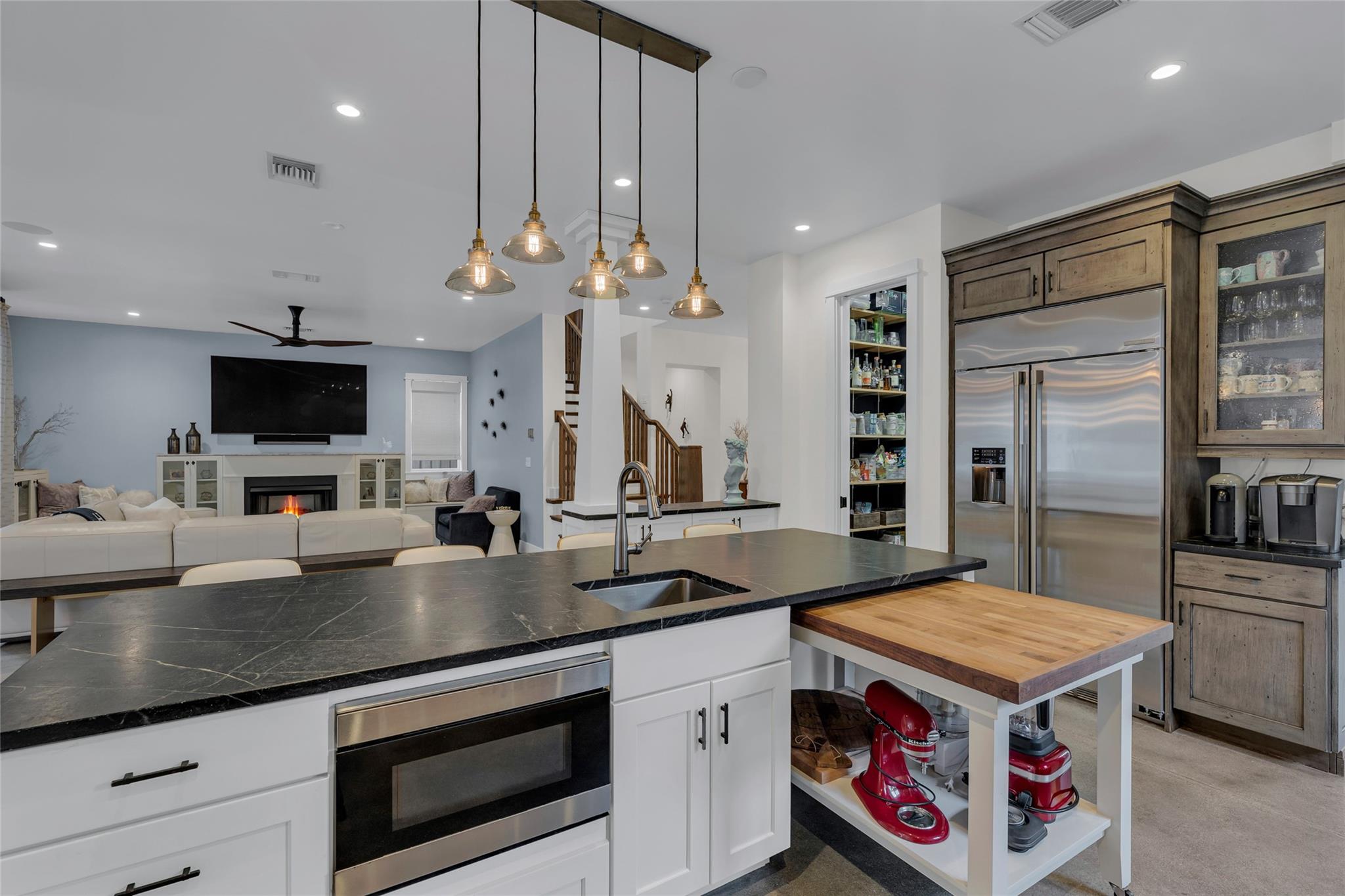 Rio Vista Cj Hectors Resu - Residential