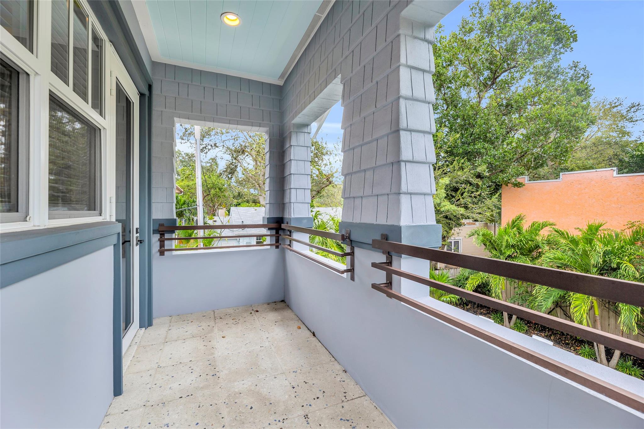 Rio Vista Cj Hectors Resu - Residential