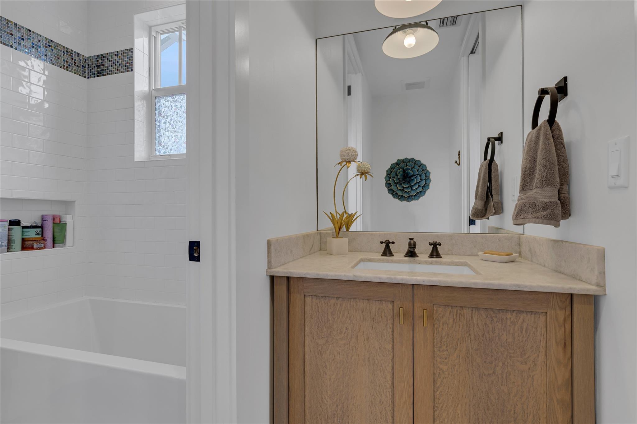 Rio Vista Cj Hectors Resu - Residential