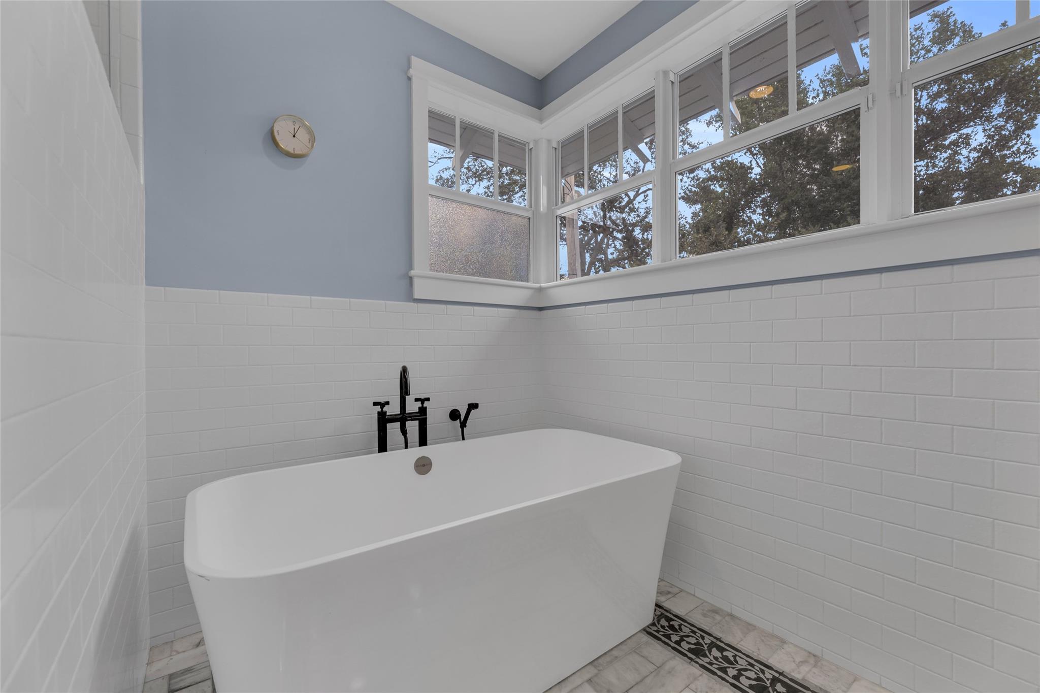 Rio Vista Cj Hectors Resu - Residential